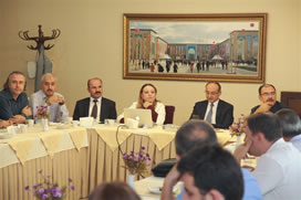 Üniversitemiz Kalite Kurulu İç Değerlendirme Toplantısı Gerçekleştirildi