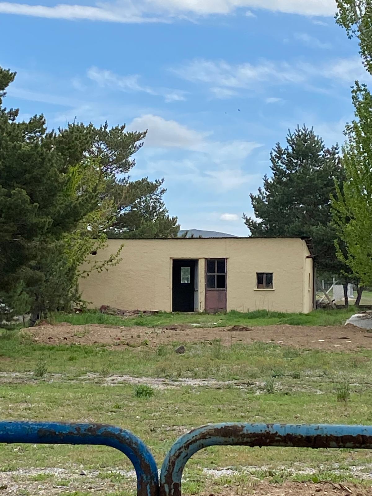 Misafir Atlarımızın Kalacağı Karanti Boxslarımız Boyandı