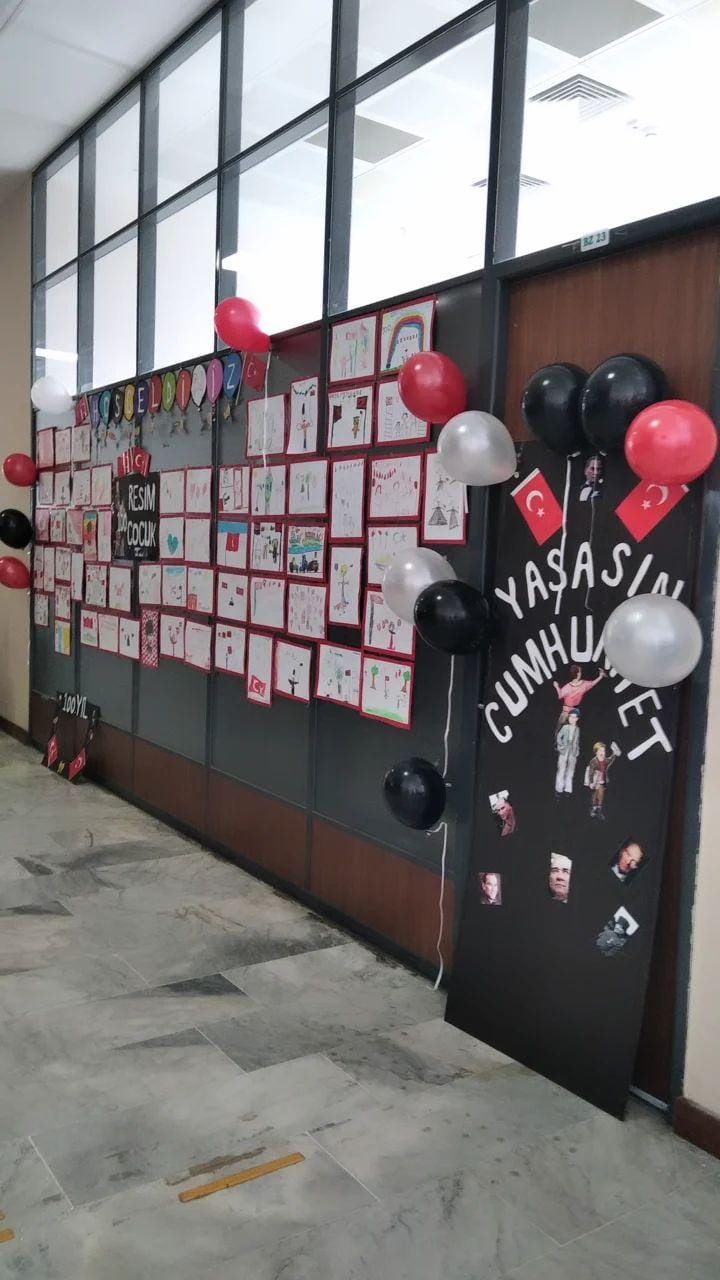  100 Çocuk 100 Resim Sergisi açıldı!