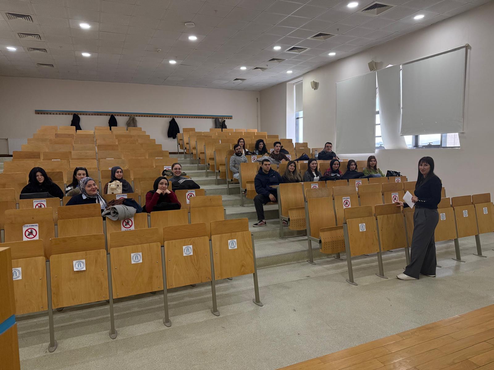 Öğrencilerimizi ÇAP ve Yan Dal Programları Hakkında Bilgilendirdik