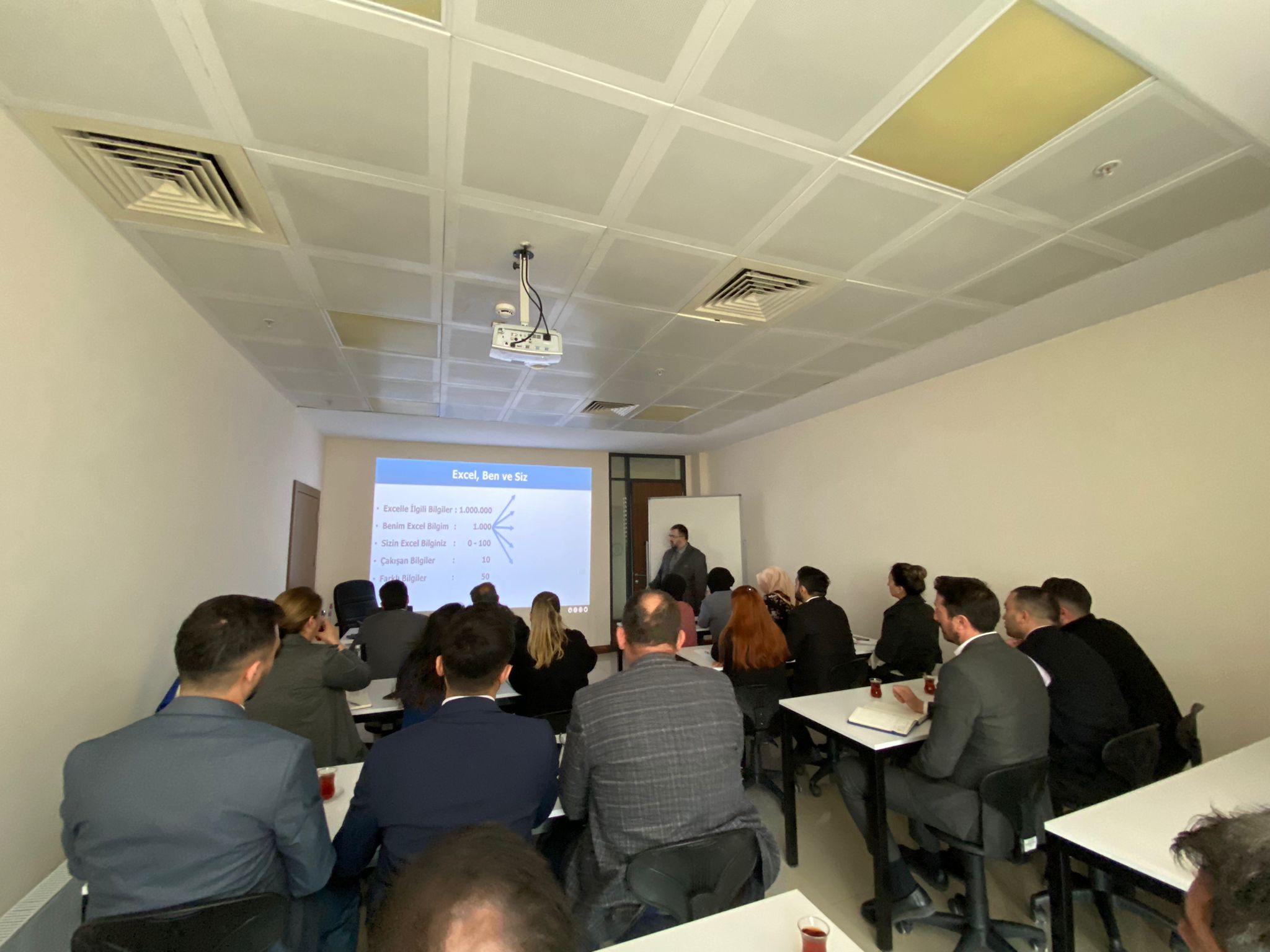 Başkanlığımız Personeline Excel Eğitimi Verilmeye Başlandı