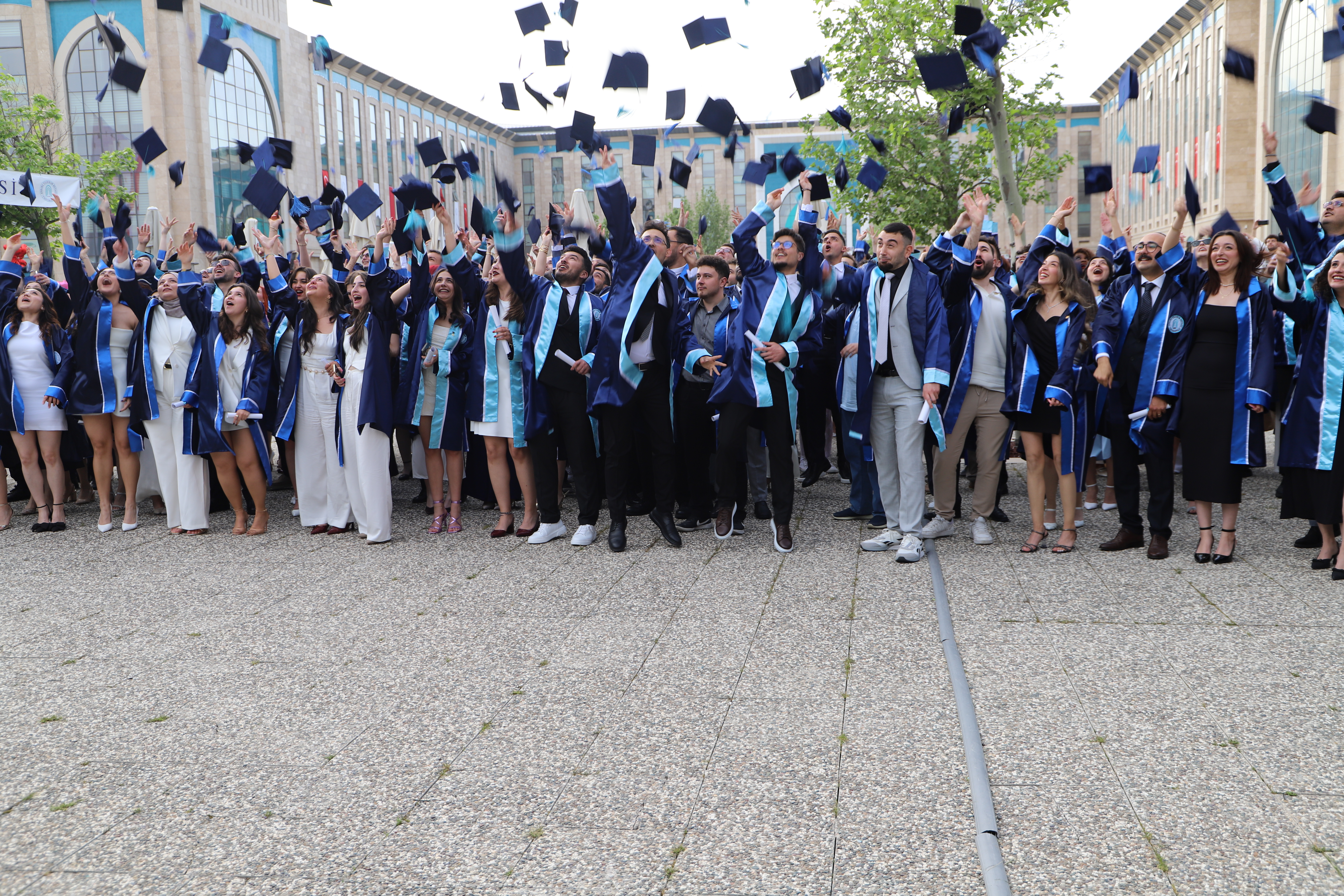 2024-2025 Eğitim Öğretim Yılı Mezuniyet Törenimiz Gerçekleşmiştir.