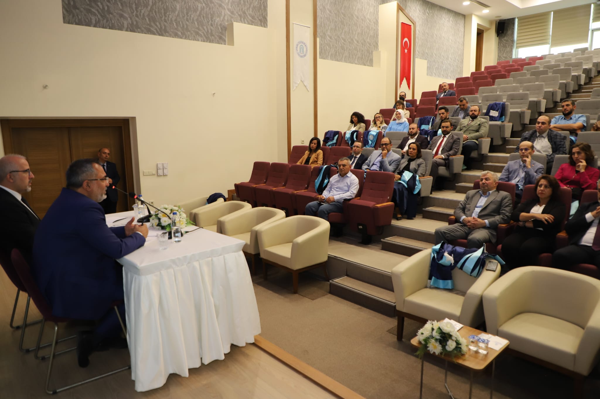 Akademik Kurul Toplantısı gerçekleştirildi.