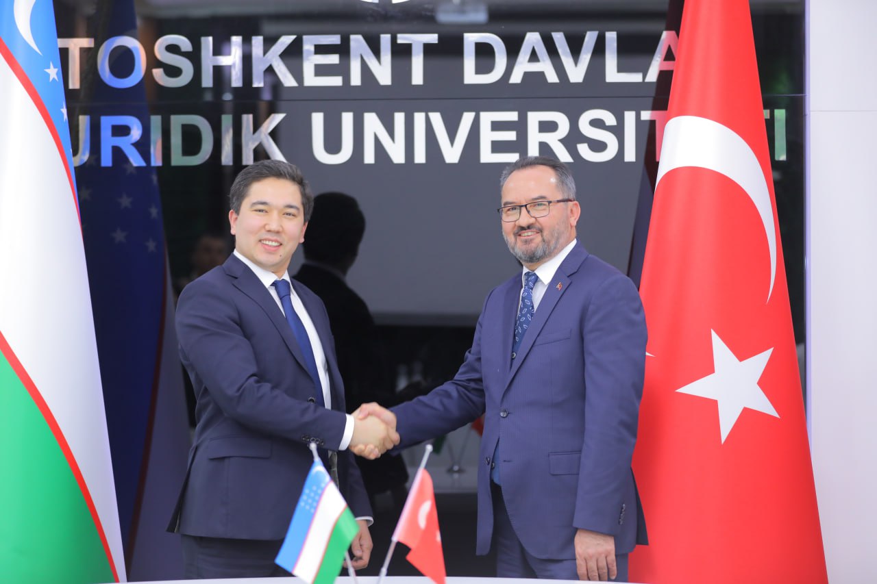 AYBÜ, Özbekistan’da Türk-Özbek Hukuk Araştırma Merkezi Kurdu