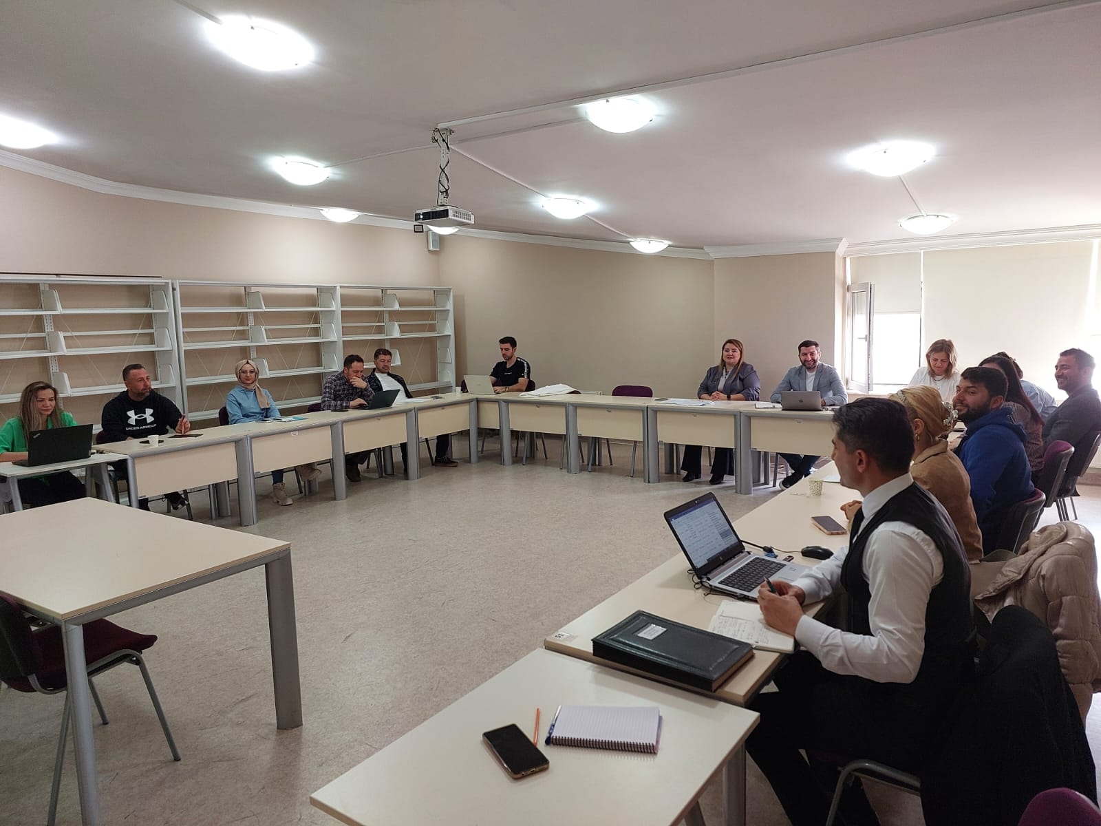 Fakültemiz akademik kurulu Fakülte Öğrenci Temsilcimizin katılımıyla 28.11.2025 tarihinde gerçekleştirilmiştir.