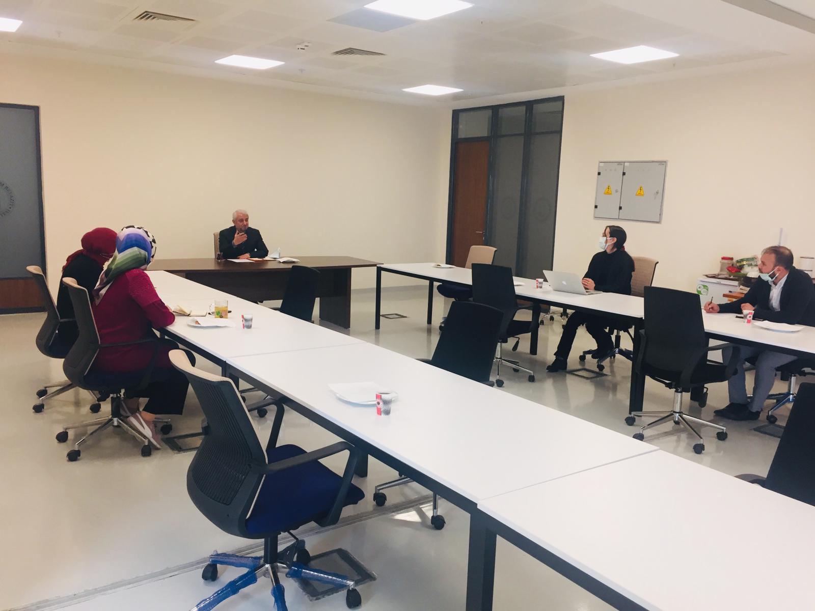 Dekanımız Arif ANKARALI fakülte ve bölüm Web sayfa sorumluları  ile Toplantı Gerçekleştirdi. 