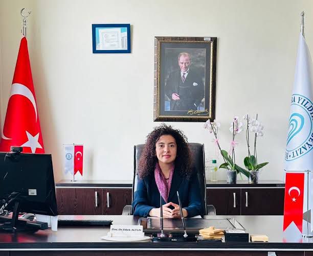 Dekan Yardımcımız Doç.Dr. Dilek ALTUN'a Teşekkür