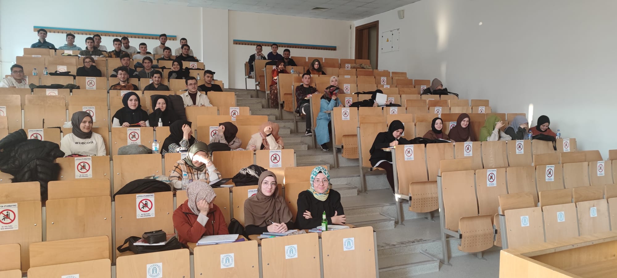 ARAPÇA HAZIRLIK SINIFLARI EK DERS PROGRAMI BAŞLADI