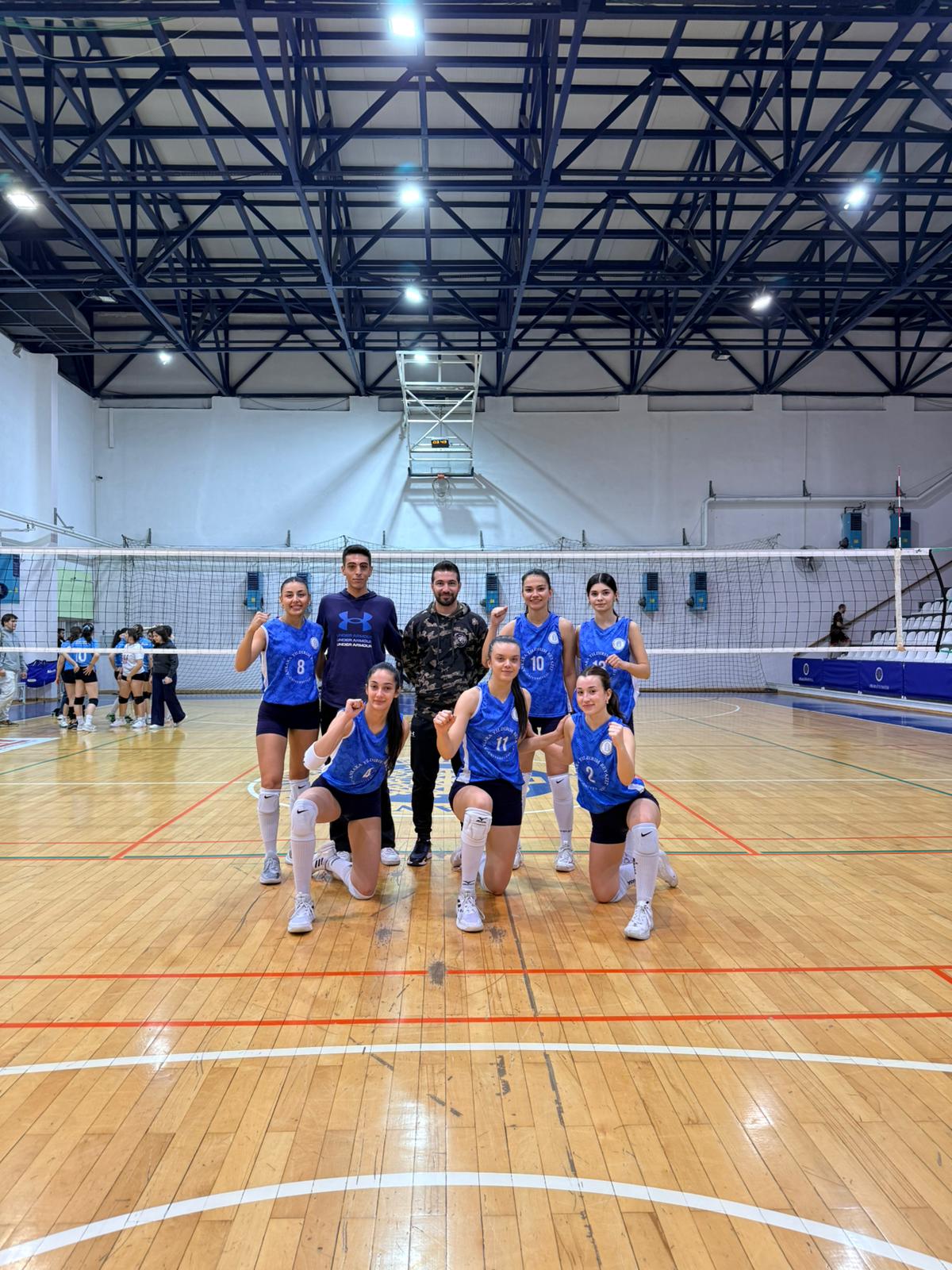 Kadın Voleybol Takımımız Namağlup Play-Off’ta!