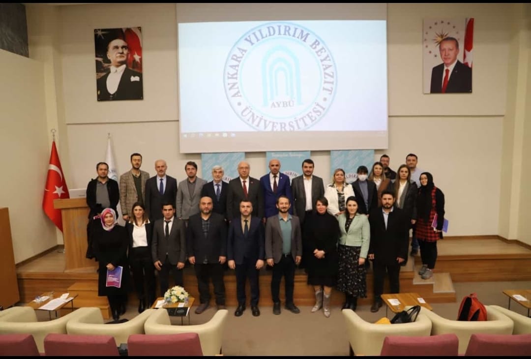 Öğretim üyelerimiz  Kurum İç Değerlendirme Raporu Bilgilendirme Toplantısı'na katılmışlardır.