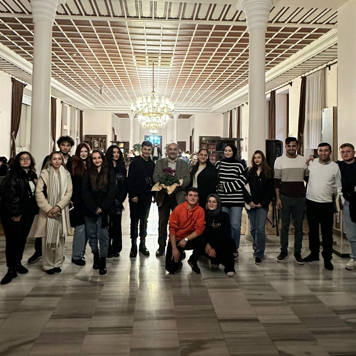 Bilgi Topluluğu Yönetim Kurulu’nun Adnan Ötüken İl Halk Kütüphanesi ziyareti