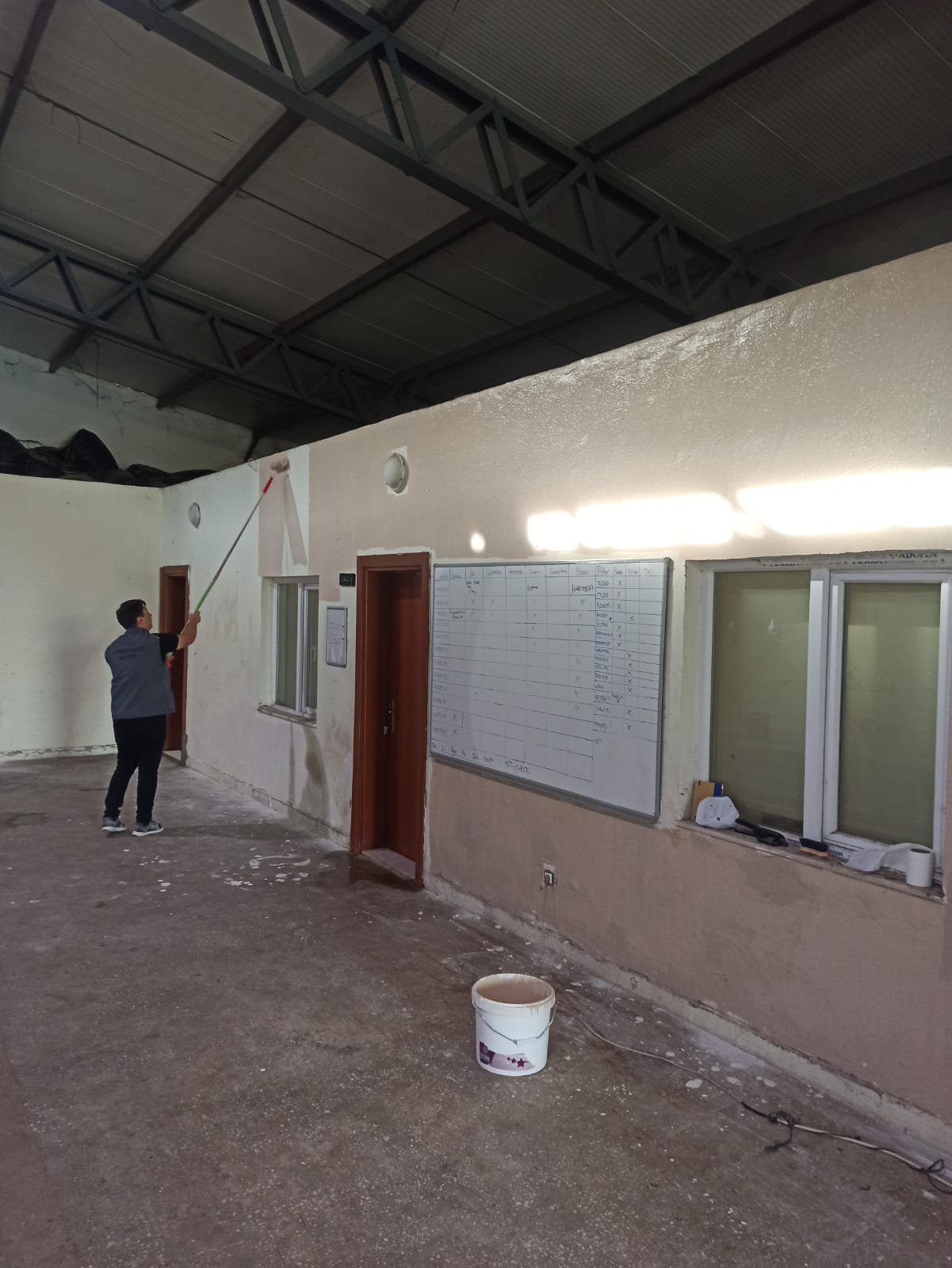 MERKEZİMİZİN YAŞAM ALANLARI BOYANDI