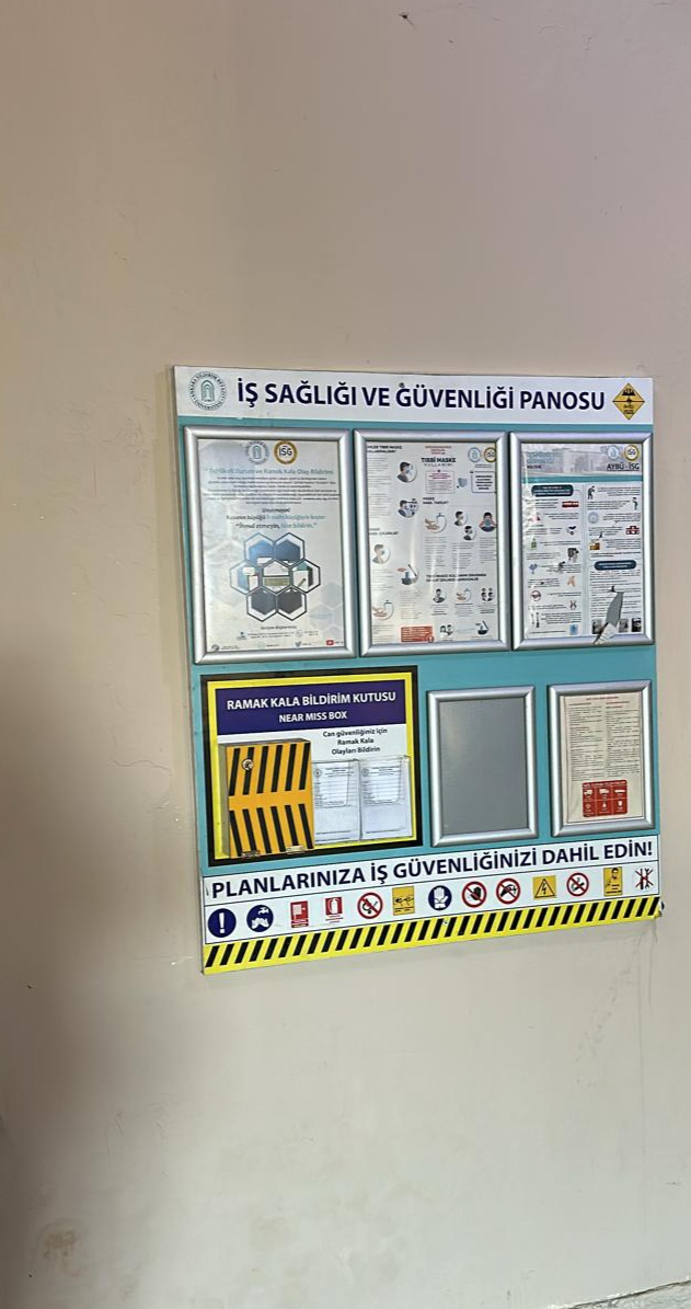 HİPPOTERAPİ MERKEZİMİZE İŞ SAĞLIĞI VE GÜVENLİĞİ PANOLARI TAKILDI