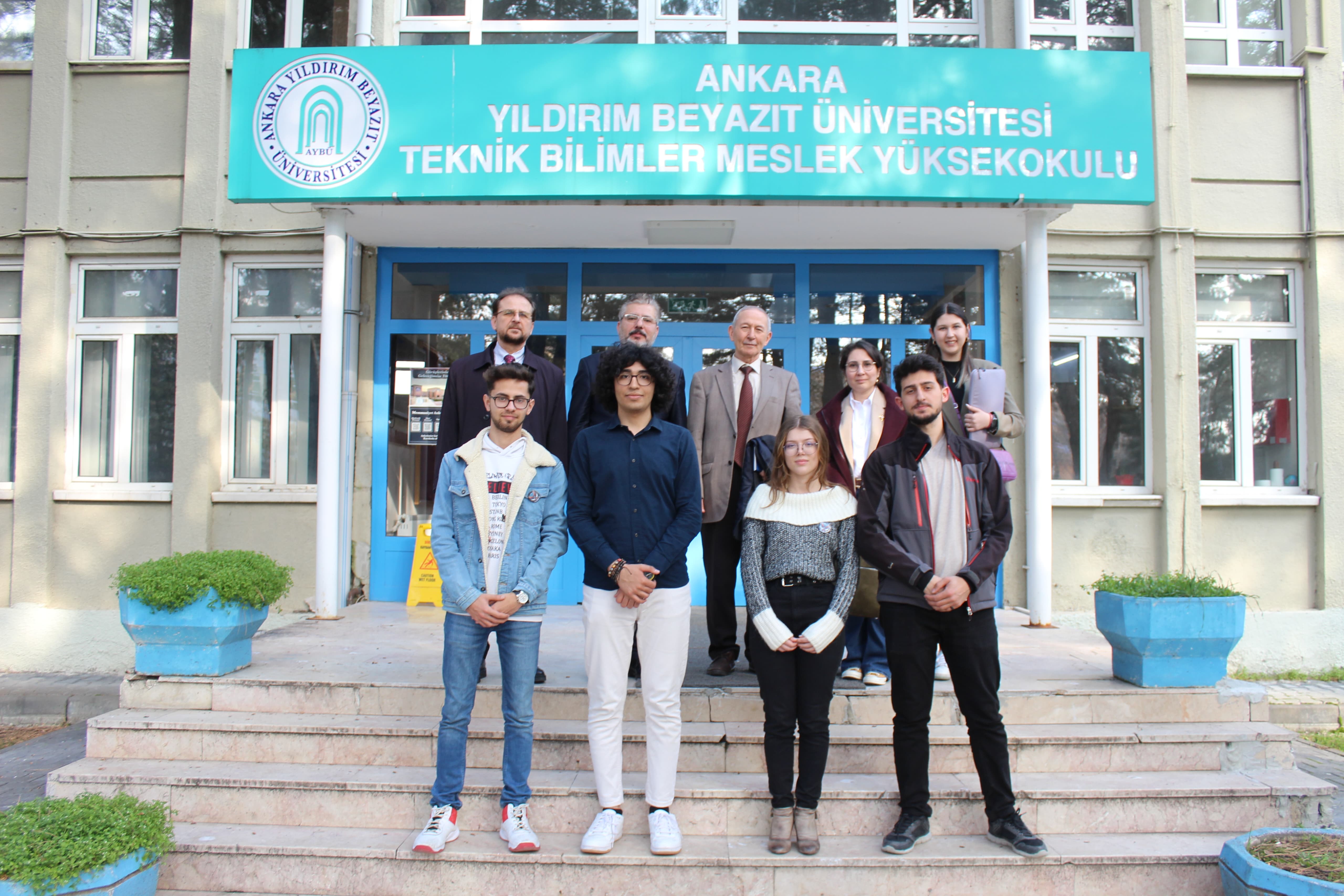 Teknik Bilimler Meslek Yüksekokulu İnovasyonla Buluşma, Kariyer Planlama, Staj-İş İmkanları Temalı Konferans