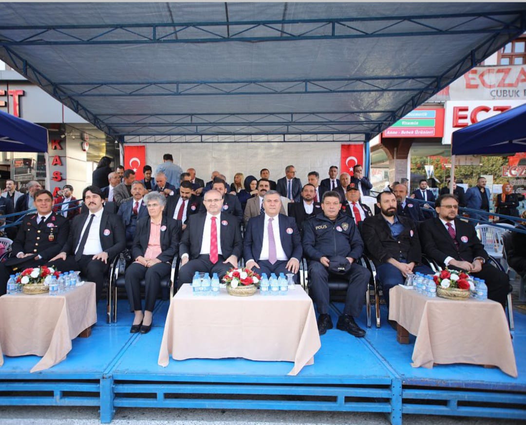 ÇUBUK'TA 29 EKİM TÖRENİ