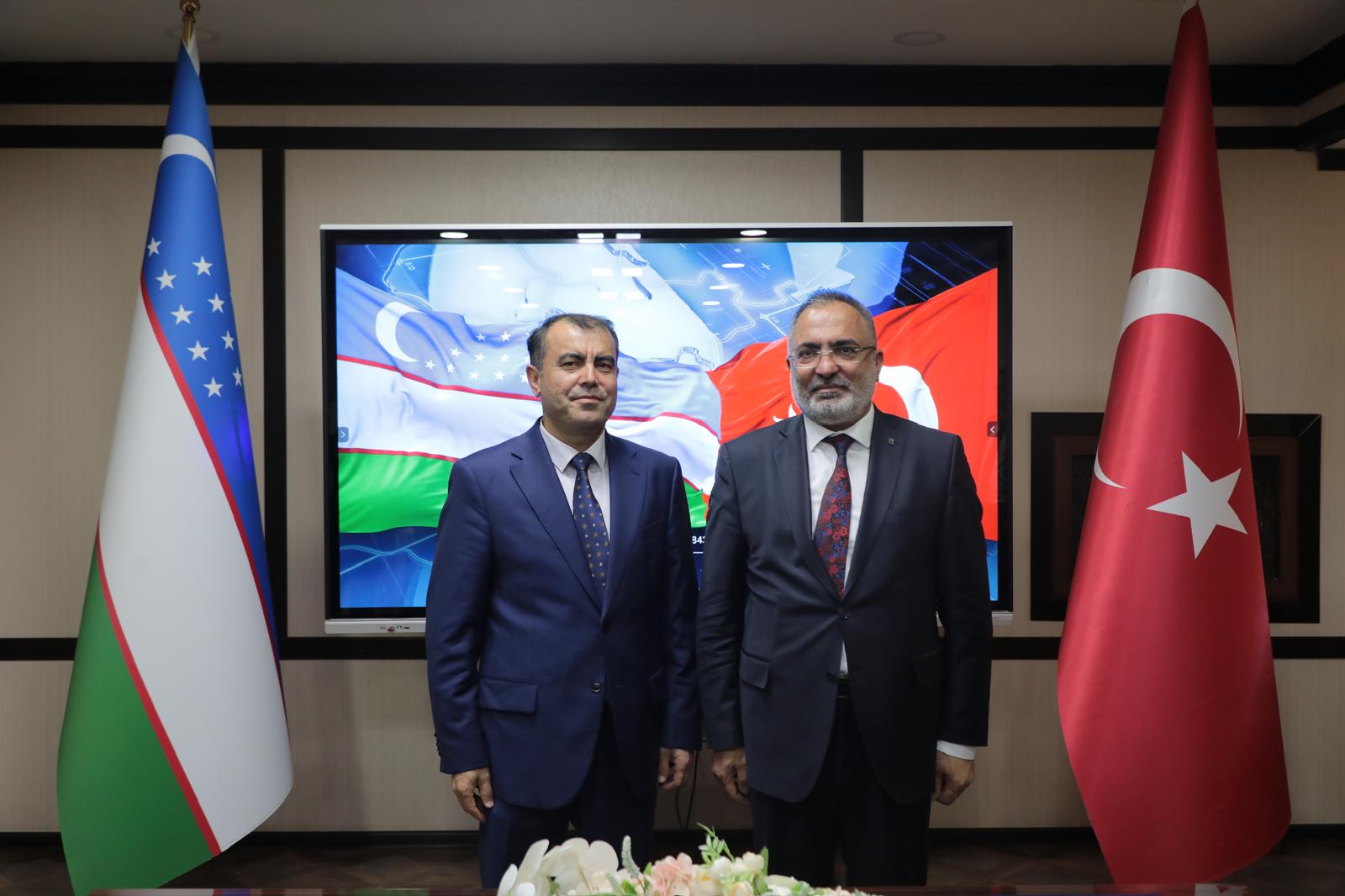  Rektörümüz Prof. Dr. Ali Cengiz KÖSEOĞLU, Taşkent Devlet Teknik Üniversitesi’ni Ziyaret Etti