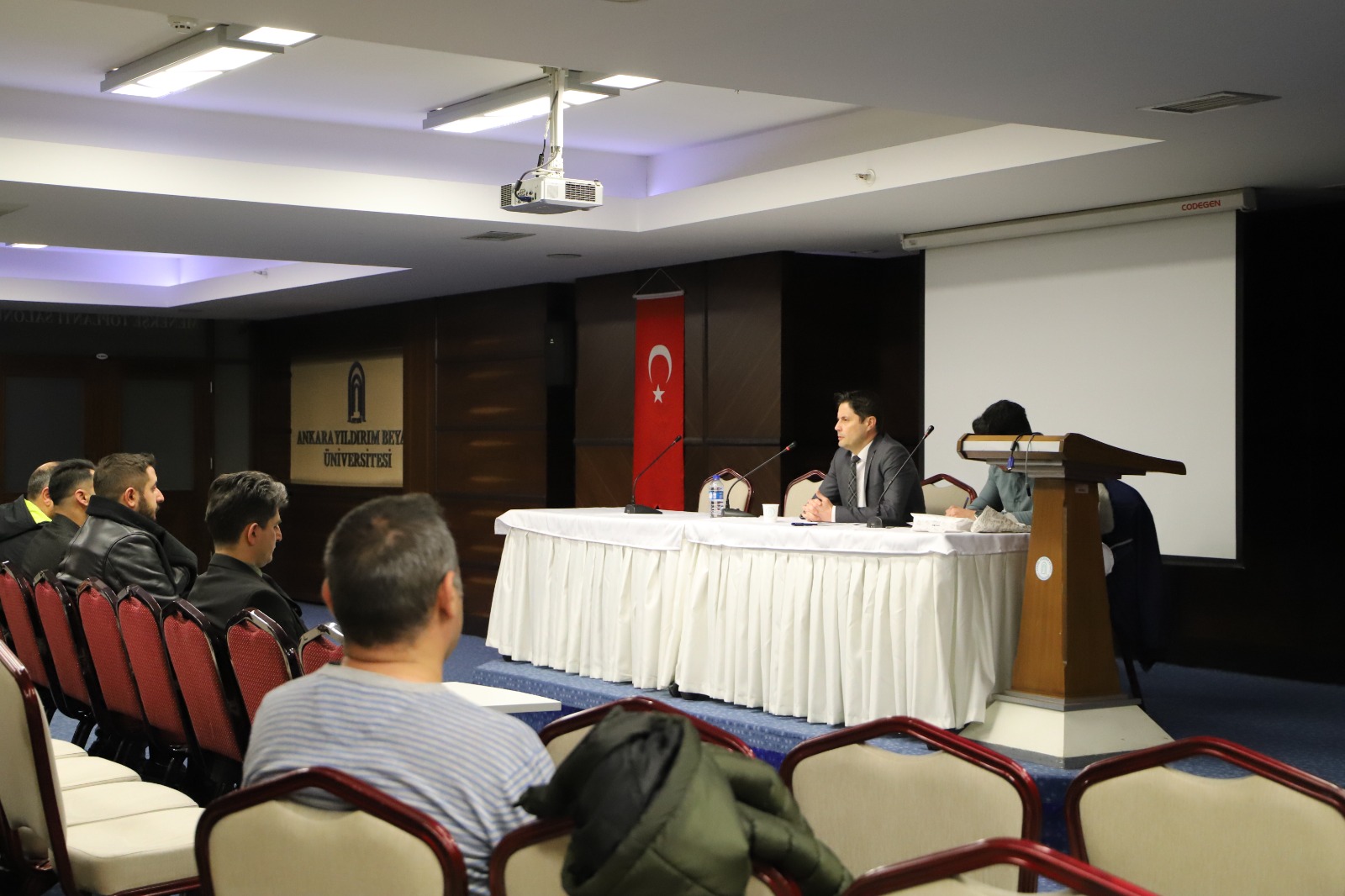 AYBÜ’de İç Kontrol ve Ön Mali Kontrol İçin Hizmet İçi Eğitim Çalıştayı Düzenlendi