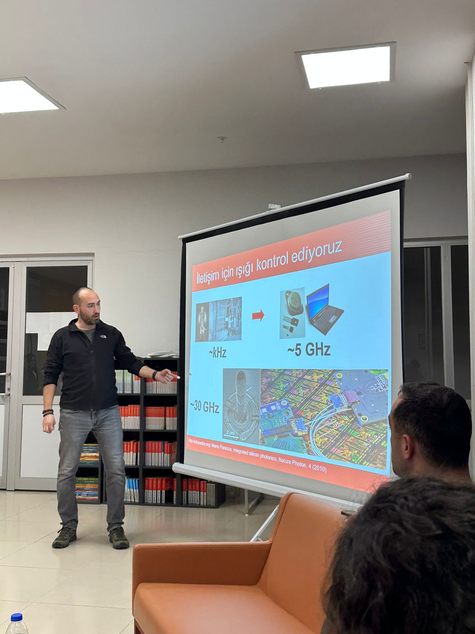 Çubuk KYK Yurtlarında kalan lise öğrencilerine yönelik üniversiteye hazırlık kapsamında "Bilim Söyleşi" Düzenlendi