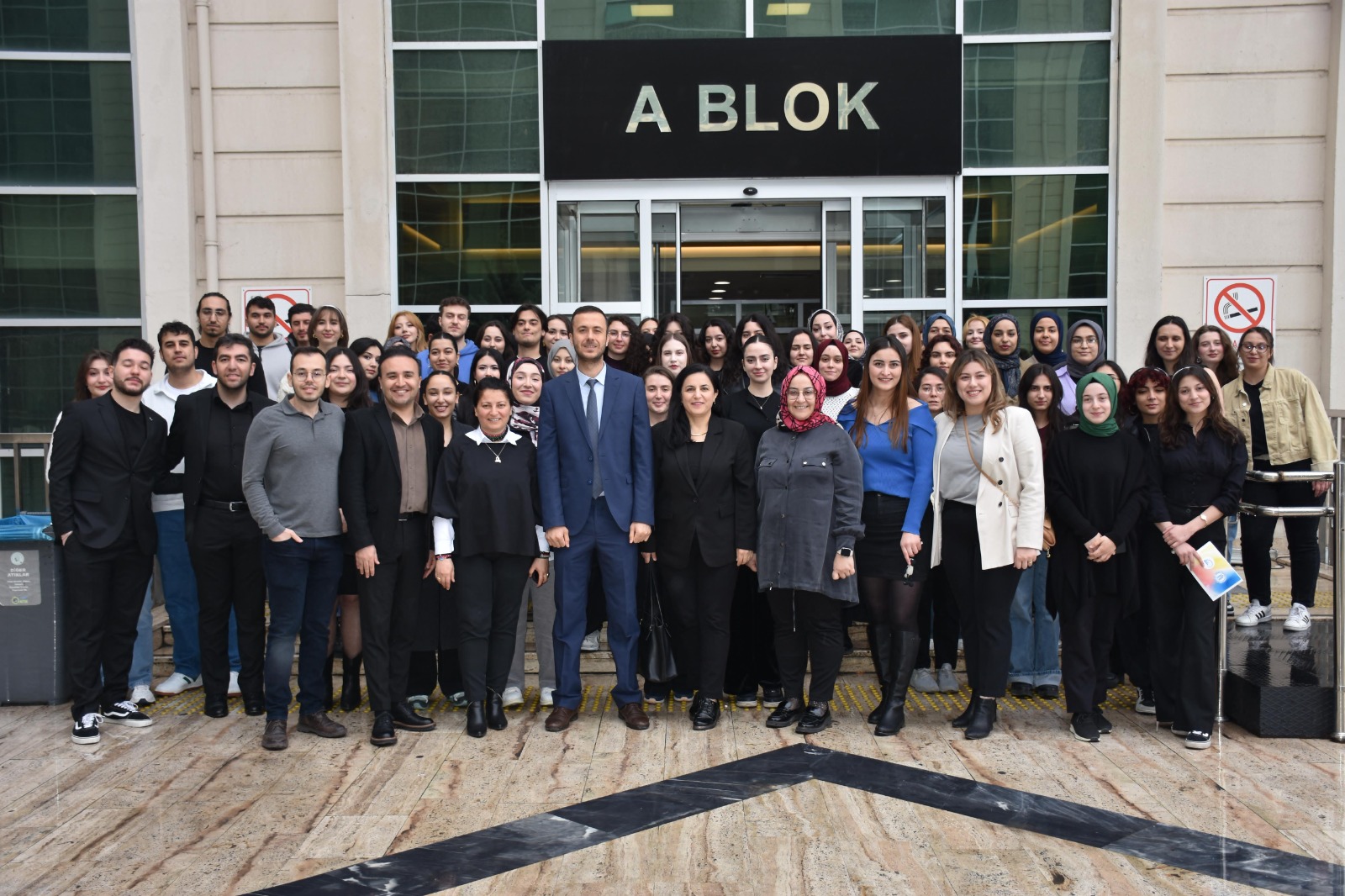 "AYBÜ Odyoloji Öğrencilerinin Gözünden İşitme ve Denge Mucizesi" sergisi gerçekleştirildi.