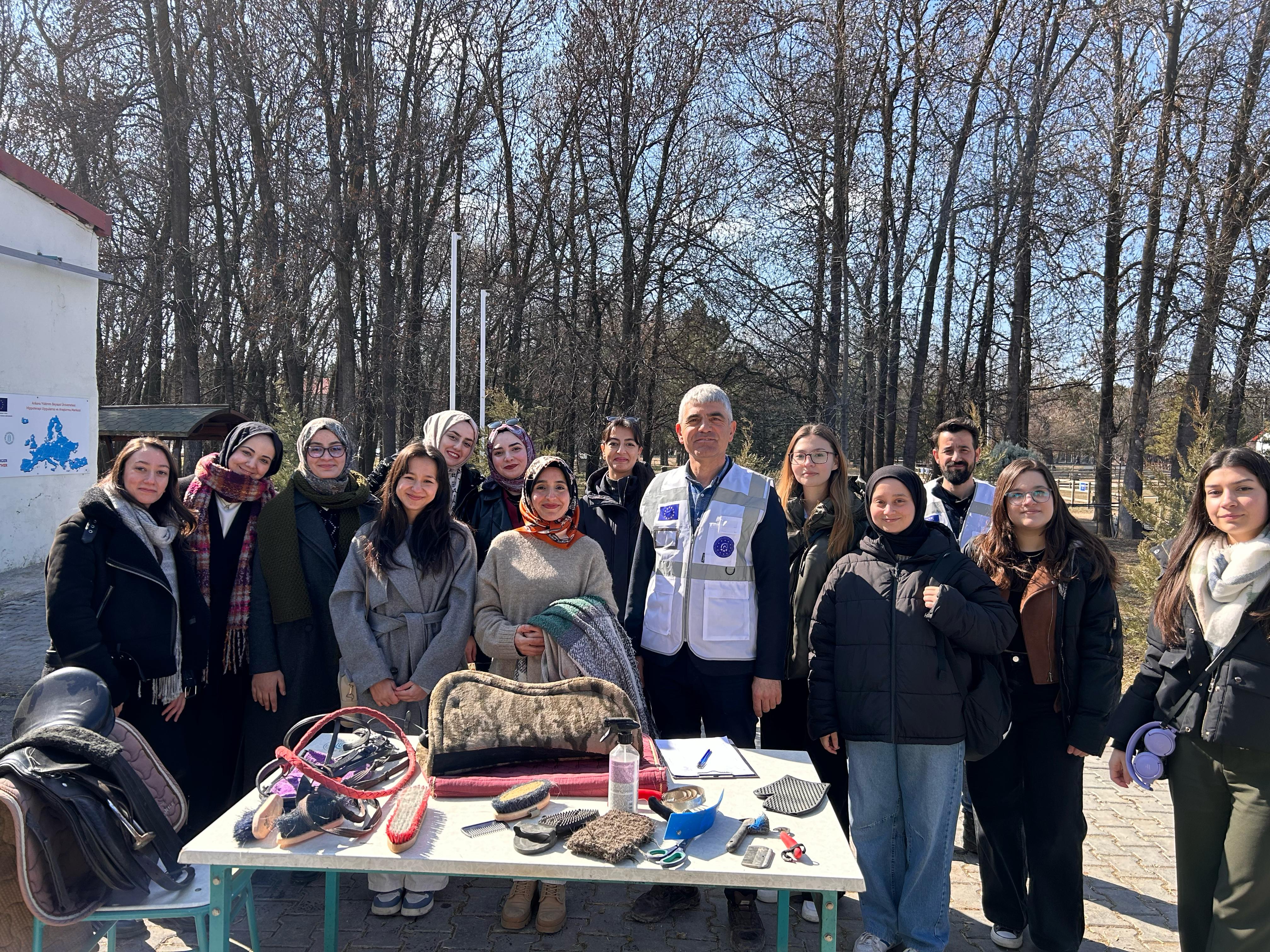 Hippoterapi Uygulama ve Araştırma Merkezi ile Sosyal Bilimler MYO Kültürel Etkileşim ve Doğa ile Buluşma