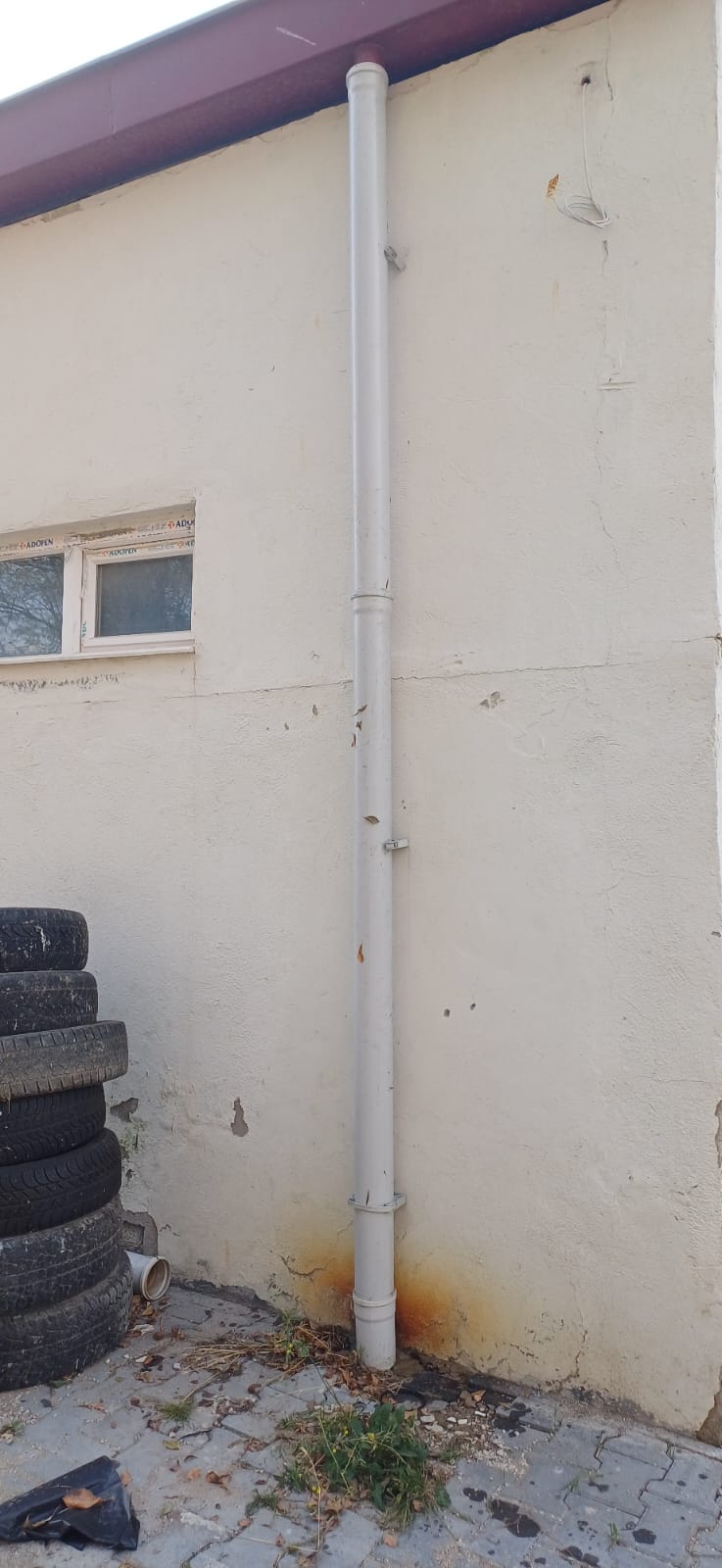 AT EĞİTİM VE AHIR ALANLARININ ATIK SU GİDERLERİ TAMİR EDİLDİ