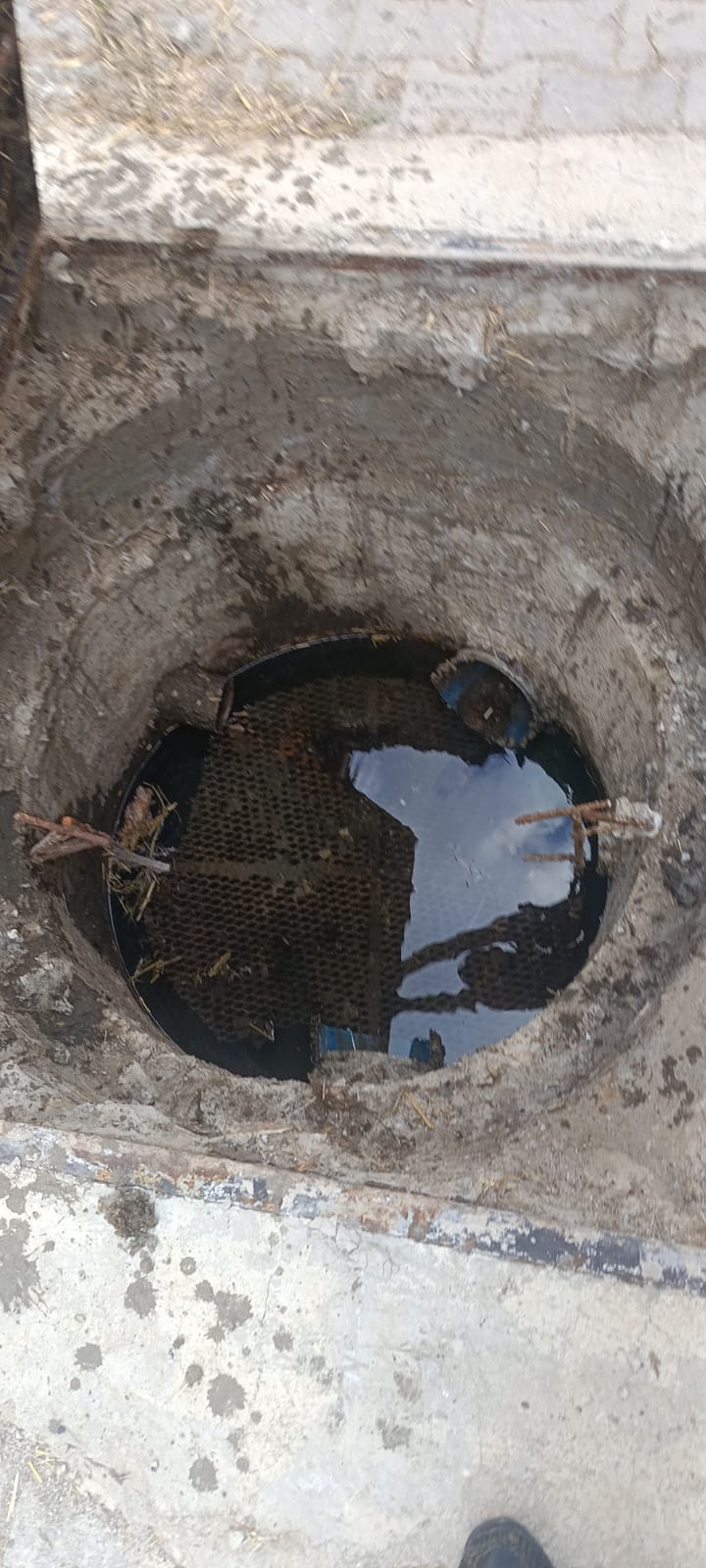 Atık Su Kanallarının Aylık Bakımı Yapıldı