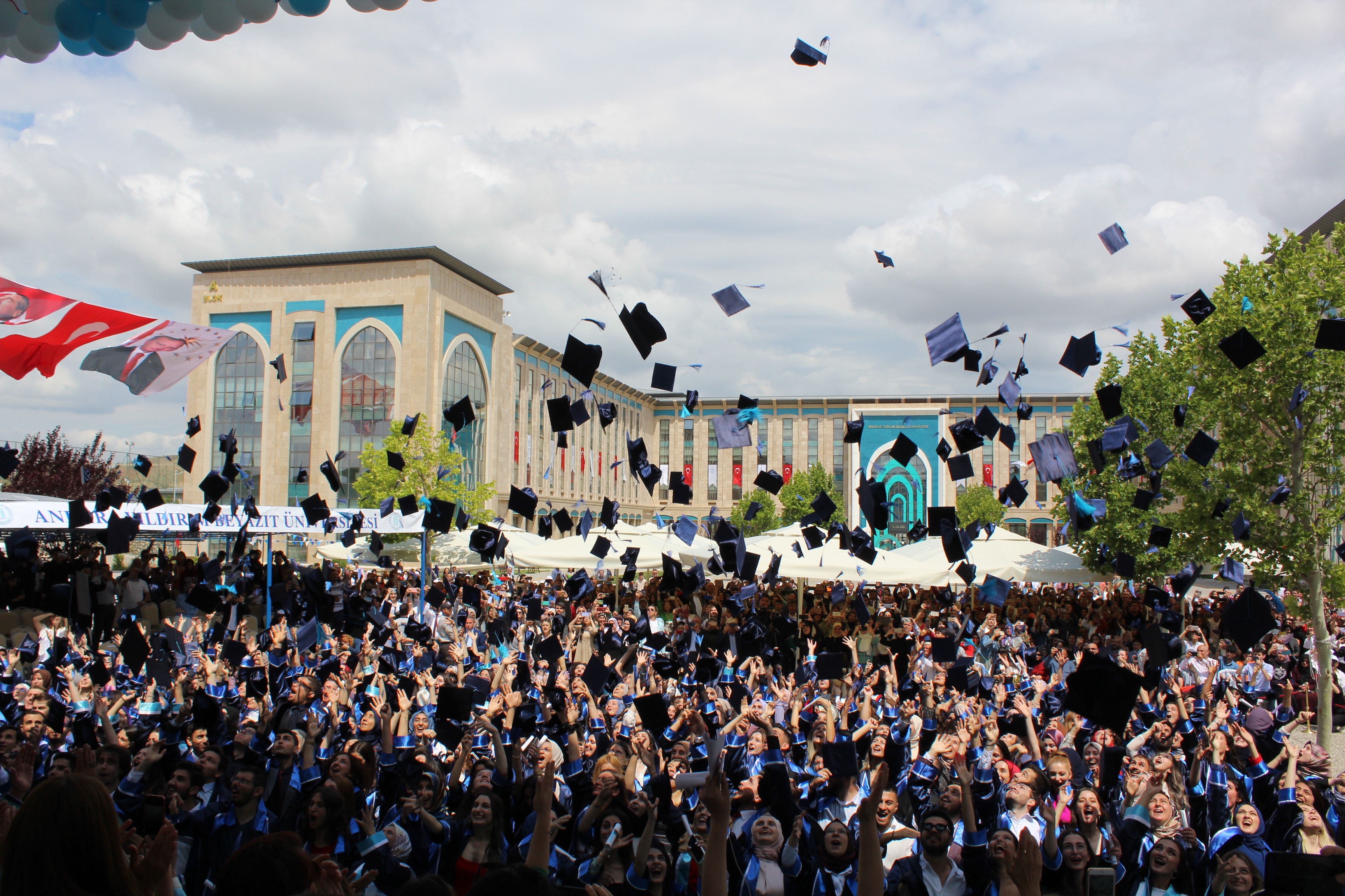 Sağlık Yönetimi Bölümü 2021-2022 Mezuniyet Töreni