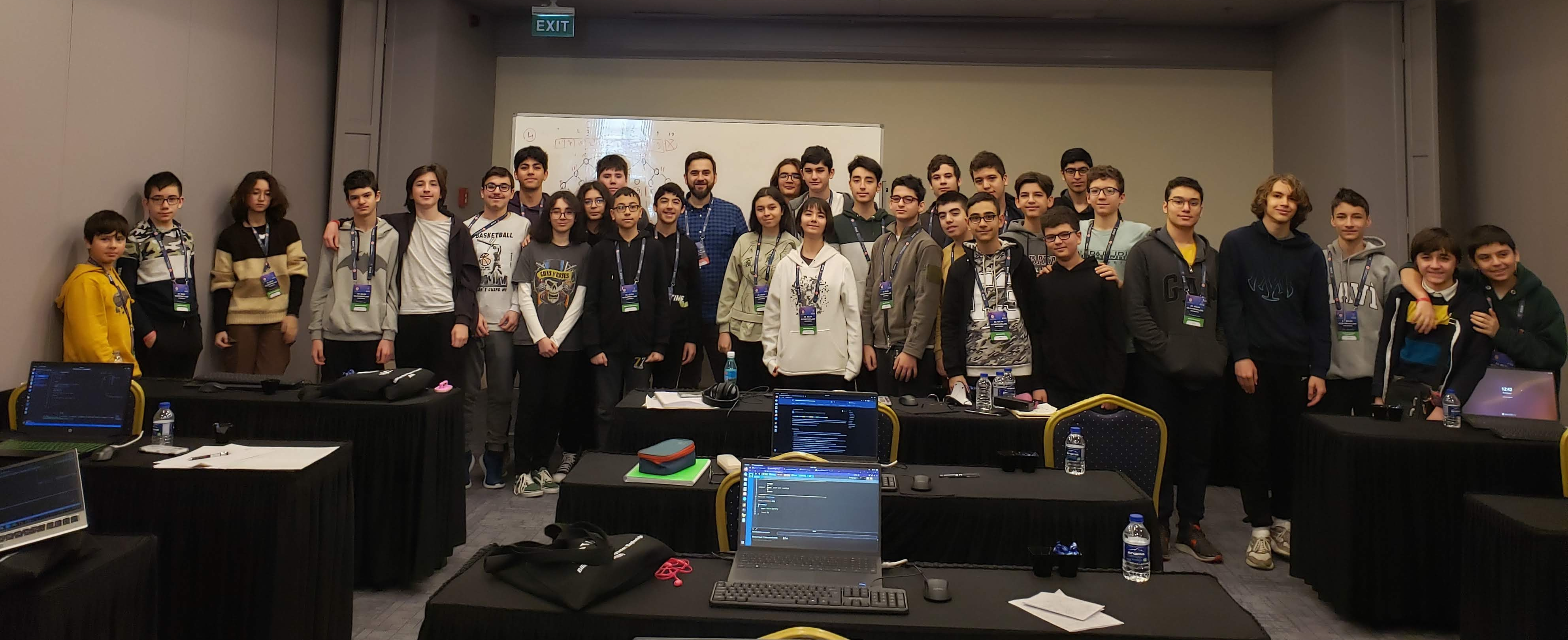 Öğretim Üyemiz Ulusal Bilim Olimpiyatları'na hazırlık Kış Kampında eğitmen olarak vazife almıştır