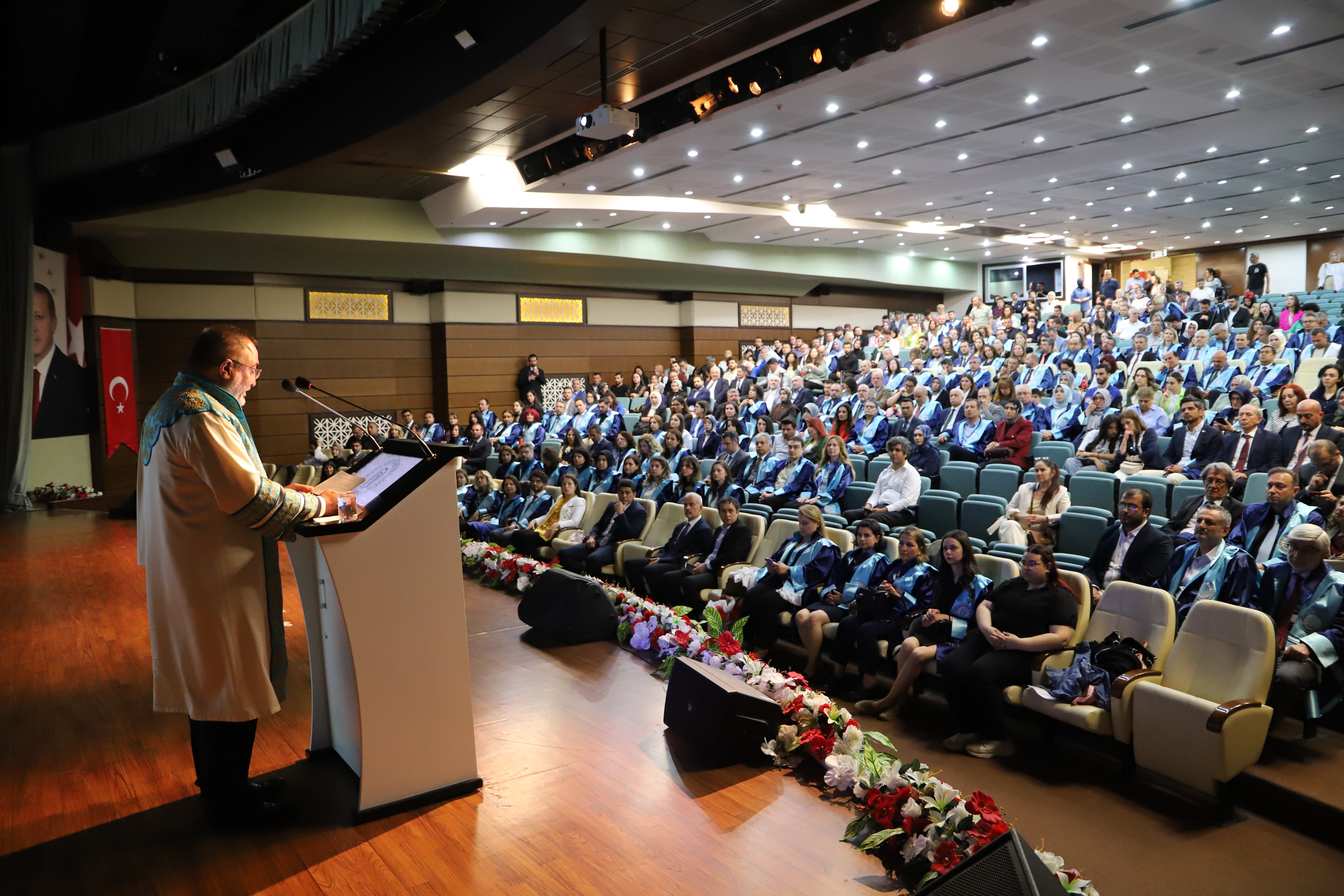 Mimarlık ve Güzel Sanatlar Fakültesi Akademik Başarı ve Unvan Yükselmeleri
