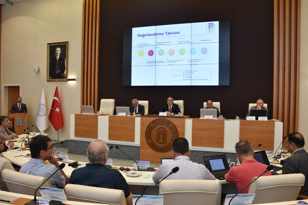 Üniversitemizde Kurumsal Akreditasyon Programı (KAP) Bilgilendirme Toplantısı Gerçekleştirildi 