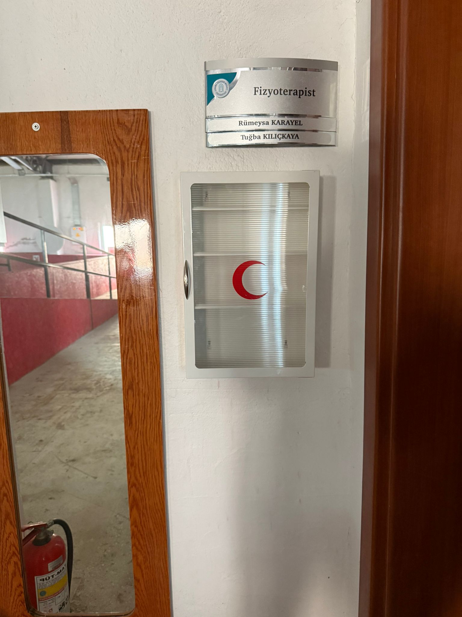 Merkezimize Engelsiz Yaşam İçin Erişilebilir İlk Yardım  Dolabı Takıldı