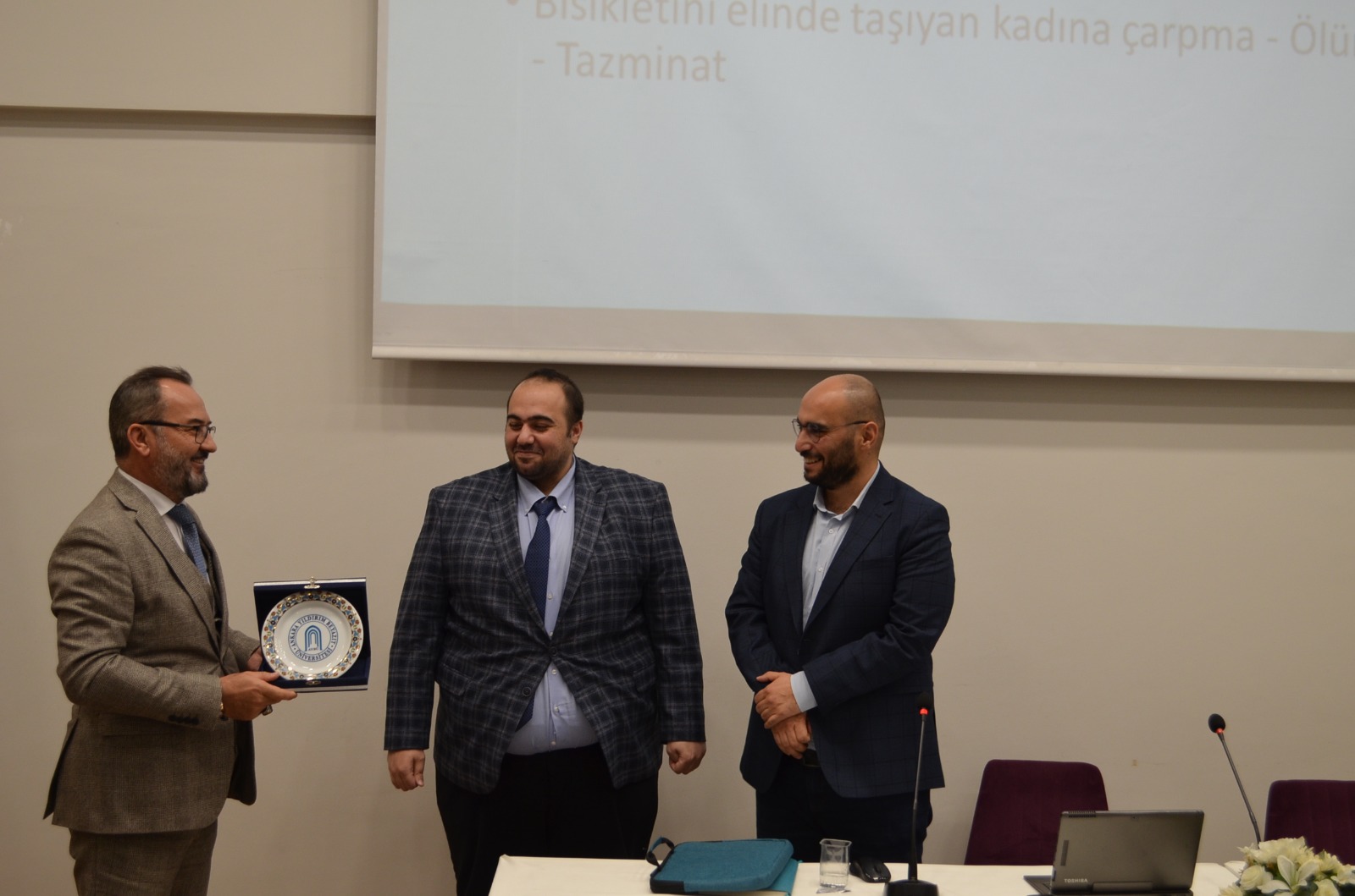 233. Wednesday Seminar: A presentation titled “Artificial Intelligence in Law and Engineering Perspective” was made.